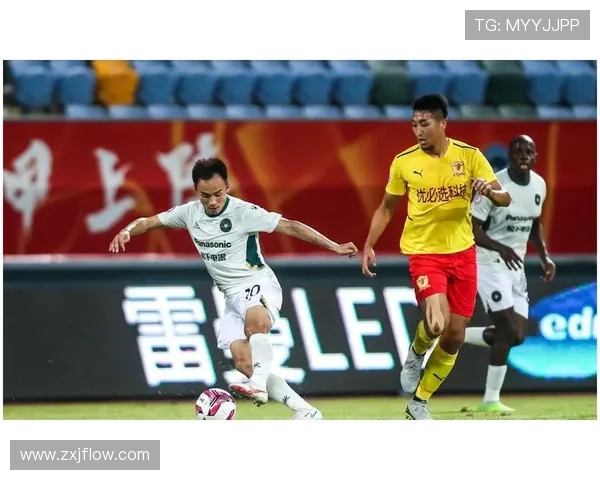 武汉足球队在钻石联赛积分榜中以58分稳居首位展现强劲实力